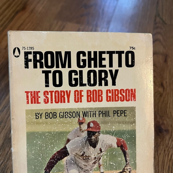 From Ghetto to Glory; the Story of Bob Gibson vintage paperback book - Picture 2 of 11